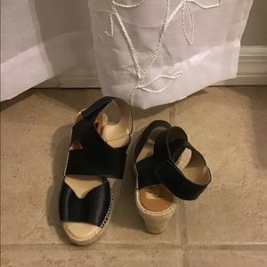 Brand new never worn. Leather upper madeSpain